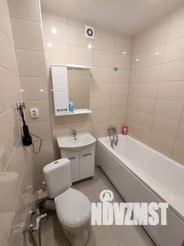 1-к квартира, посуточно, 42м2, 14/22 этаж
