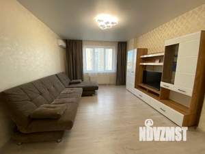 2-к квартира, посуточно, 65м2, 13/19 этаж