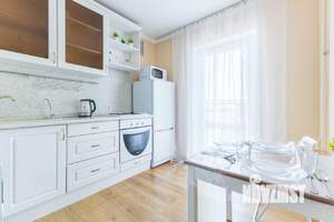 1-к квартира, посуточно, 35м2, 18/18 этаж