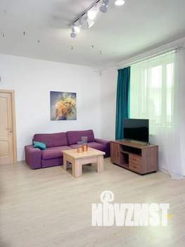 Студия квартира, посуточно, 100м2, 1/9 этаж