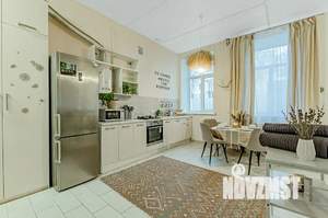 Студия квартира, посуточно, 40м2, 1/2 этаж