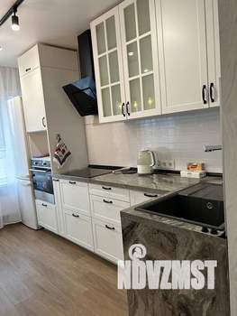 Студия квартира, посуточно, 32м2, 7/25 этаж