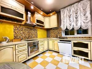 3-к квартира, посуточно, 160м2, 1/1 этаж