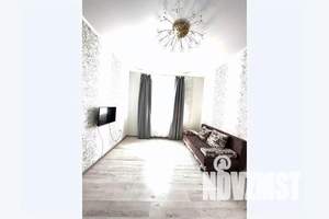 1-к квартира, посуточно, 41м2, 8/19 этаж