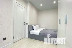 1-к квартира, посуточно, 37м2, 23/25 этаж