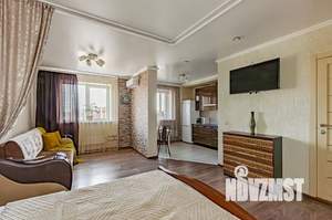 Студия квартира, посуточно, 36м2, 16/17 этаж