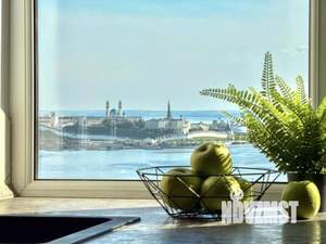 4-к квартира, посуточно, 128м2, 1/1 этаж