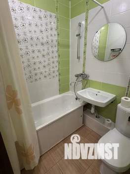 1-к квартира, посуточно, 42м2, 4/10 этаж