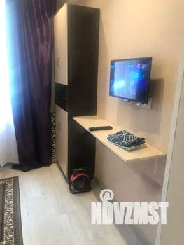 Студия квартира, посуточно, 14м2, 1/10 этаж