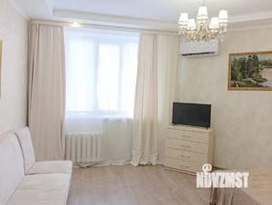 1-к квартира, посуточно, 45м2, 1/1 этаж