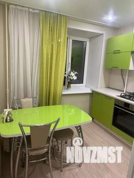 1-к квартира, посуточно, 33м2, 3/5 этаж