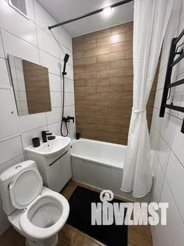 1-к квартира, посуточно, 35м2, 5/5 этаж
