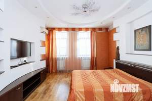 3-к квартира, на длительный срок, 128м2, 5/5 этаж