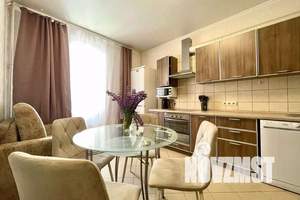 1-к квартира, посуточно, 40м2, 6/10 этаж