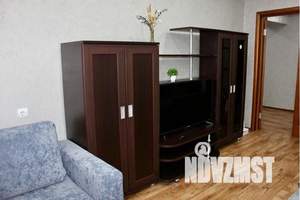 1-к квартира, посуточно, 44м2, 10/10 этаж