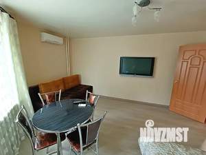 2-к квартира, посуточно, 54м2, 1/18 этаж