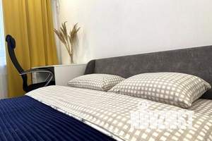 1-к квартира, посуточно, 35м2, 17/25 этаж