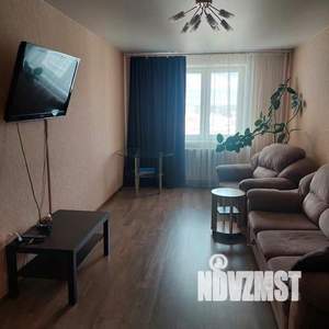 3-к квартира, посуточно, 103м2, 1/1 этаж