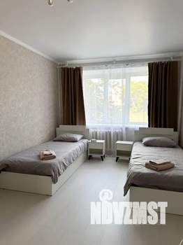 3-к квартира, посуточно, 75м2, 2/5 этаж