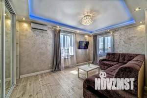 2-к квартира, посуточно, 64м2, 1/1 этаж