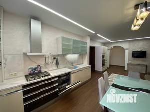 3-к квартира, на длительный срок, 140м2, 4/10 этаж