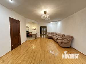 3-к квартира, на длительный срок, 130м2, 5/9 этаж