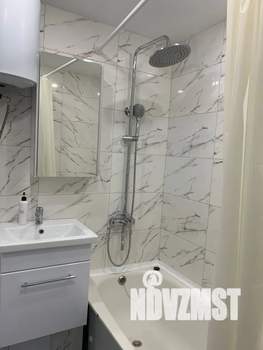 1-к квартира, посуточно, 33м2, 9/9 этаж