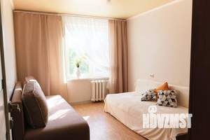 1-к квартира, посуточно, 70м2, 1/1 этаж