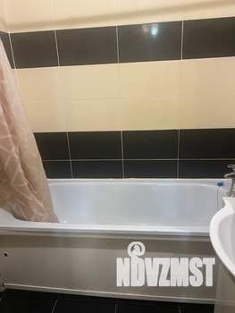 1-к квартира, посуточно, 42м2, 2/6 этаж