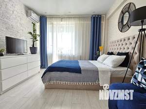 1-к квартира, посуточно, 35м2, 10/12 этаж