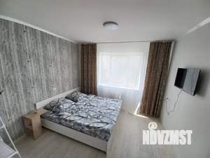 1-к квартира, посуточно, 30м2, 4/10 этаж