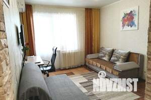 1-к квартира, посуточно, 38м2, 10/16 этаж