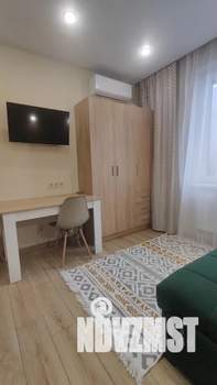 Студия квартира, посуточно, 17м2, 10/25 этаж