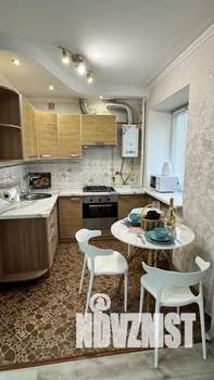 2-к квартира, посуточно, 45м2, 3/5 этаж