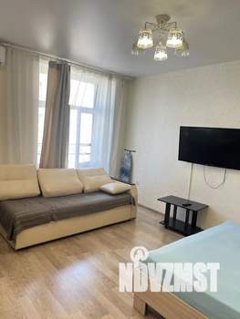 Студия квартира, посуточно, 38м2, 4/5 этаж