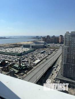 2-к квартира, посуточно, 45м2, 25/25 этаж