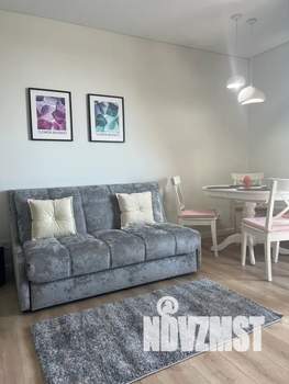 Студия квартира, посуточно, 35м2, 16/24 этаж