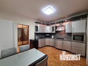 2-к квартира, посуточно, 65м2, 1/1 этаж