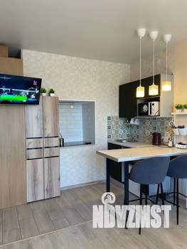 Студия квартира, посуточно, 33м2, 6/19 этаж