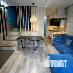 Студия квартира, посуточно, 30м2, 11/20 этаж