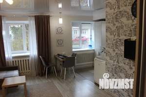 Студия квартира, посуточно, 30м2, 1/5 этаж