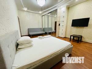 2-к квартира, посуточно, 90м2, 1/1 этаж