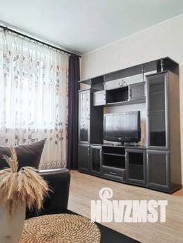 1-к квартира, посуточно, 50м2, 6/10 этаж