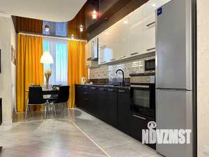 1-к квартира, посуточно, 60м2, 1/1 этаж