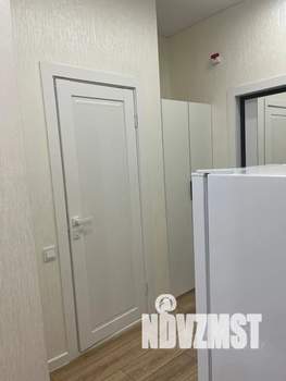 Студия квартира, посуточно, 24м2, 1/19 этаж