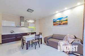 Студия квартира, посуточно, 47м2, 3/6 этаж