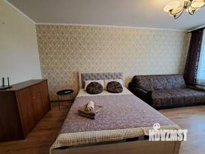 1-к квартира, посуточно, 37м2, 10/10 этаж