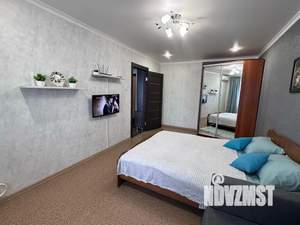 1-к квартира, посуточно, 33м2, 6/9 этаж
