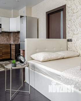 Студия квартира, посуточно, 42м2, 5/17 этаж