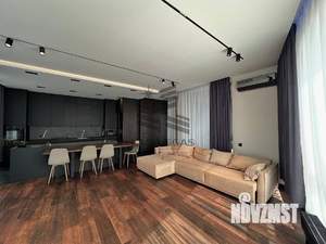 2-к квартира, на длительный срок, 90м2, 2/5 этаж